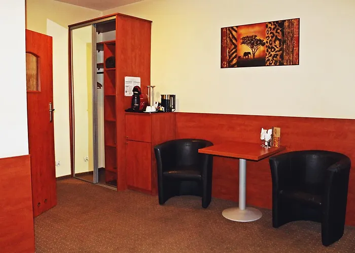 Stacja Grand Hostel *