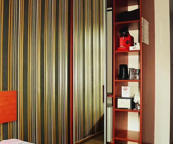 Hostel Stacja Grand *